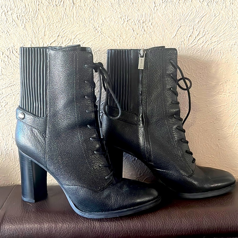 9.5 Michael Kors Black Boots